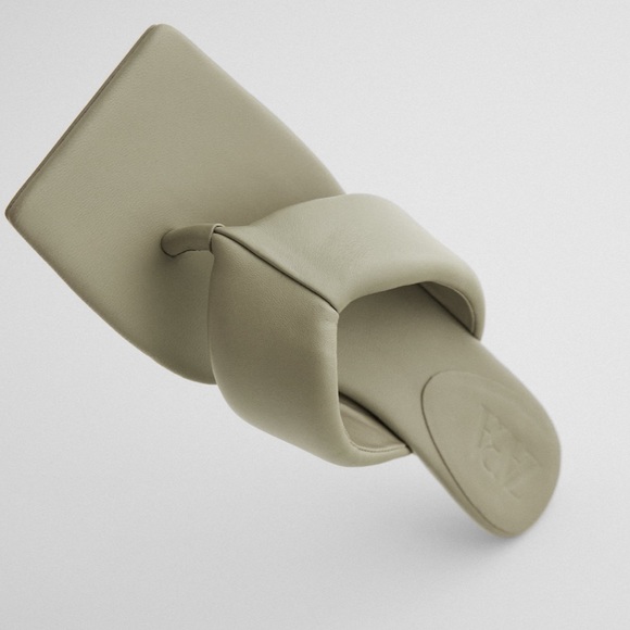 ZARA Quilted Leather Kitten Heels Sandals Green - Picture 3 of 4